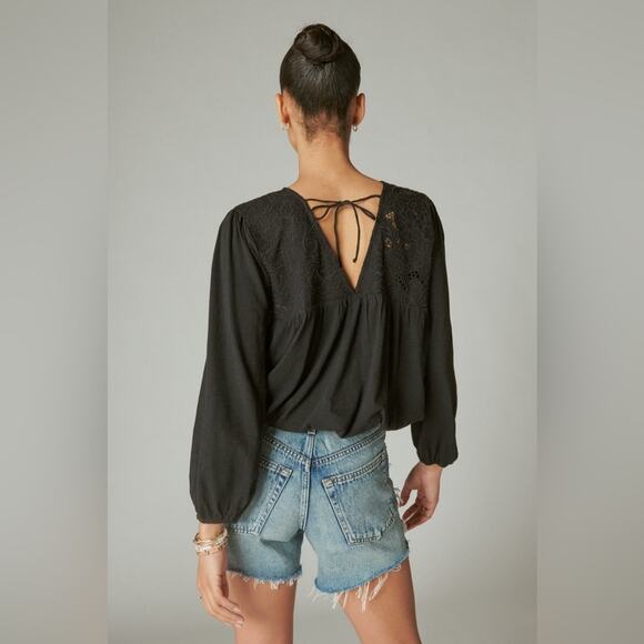 Lucky Brand Floral Cutwork Knit Top Black Size Large - Picture 2 of 13